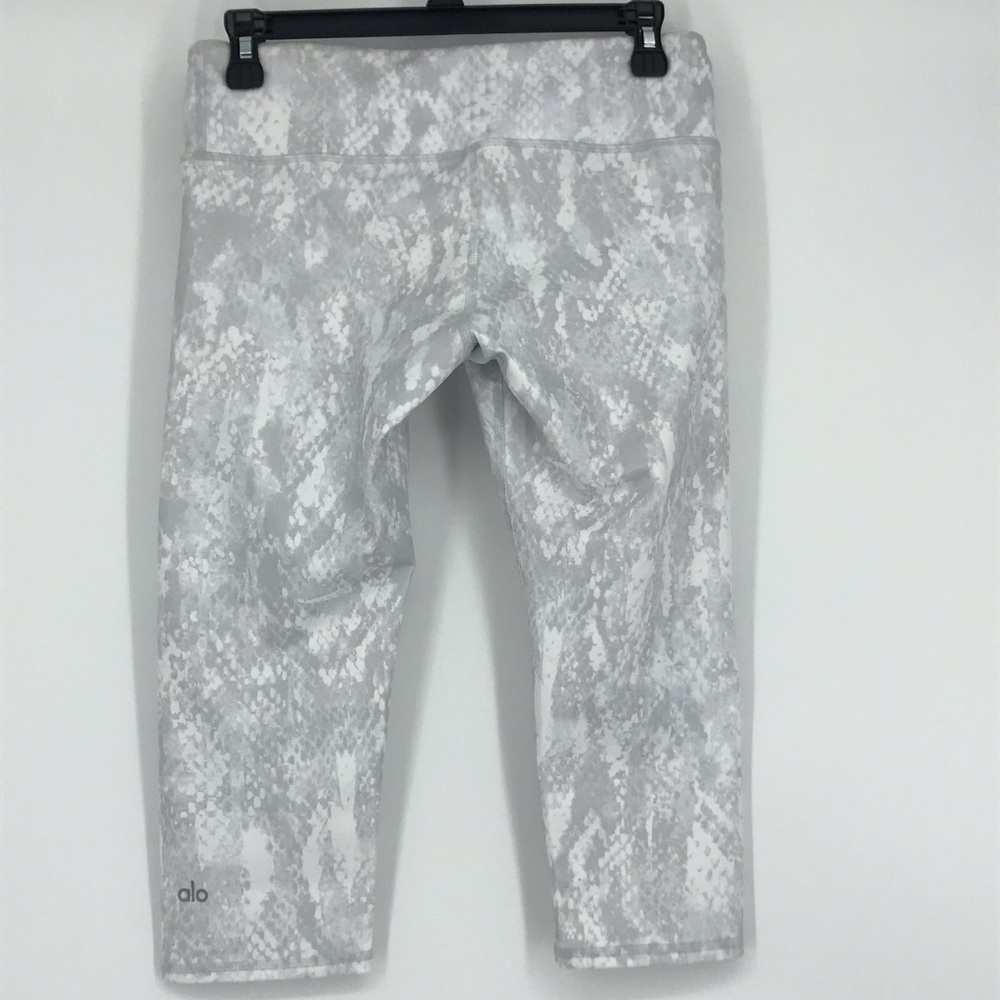 Alo Yoga Airbrush Legging White Python Snakeskin - image 5